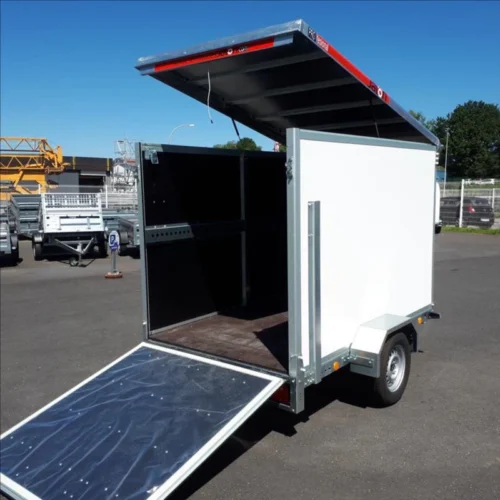 Remolque furgoneta JALON JCC750 con capacidad de 750 kg de peso bruto vehicular