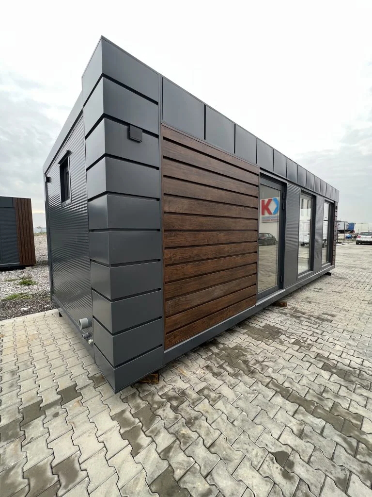 Oficina Modular con Baño Incorporado 8×3 m, Entrega Inmediata