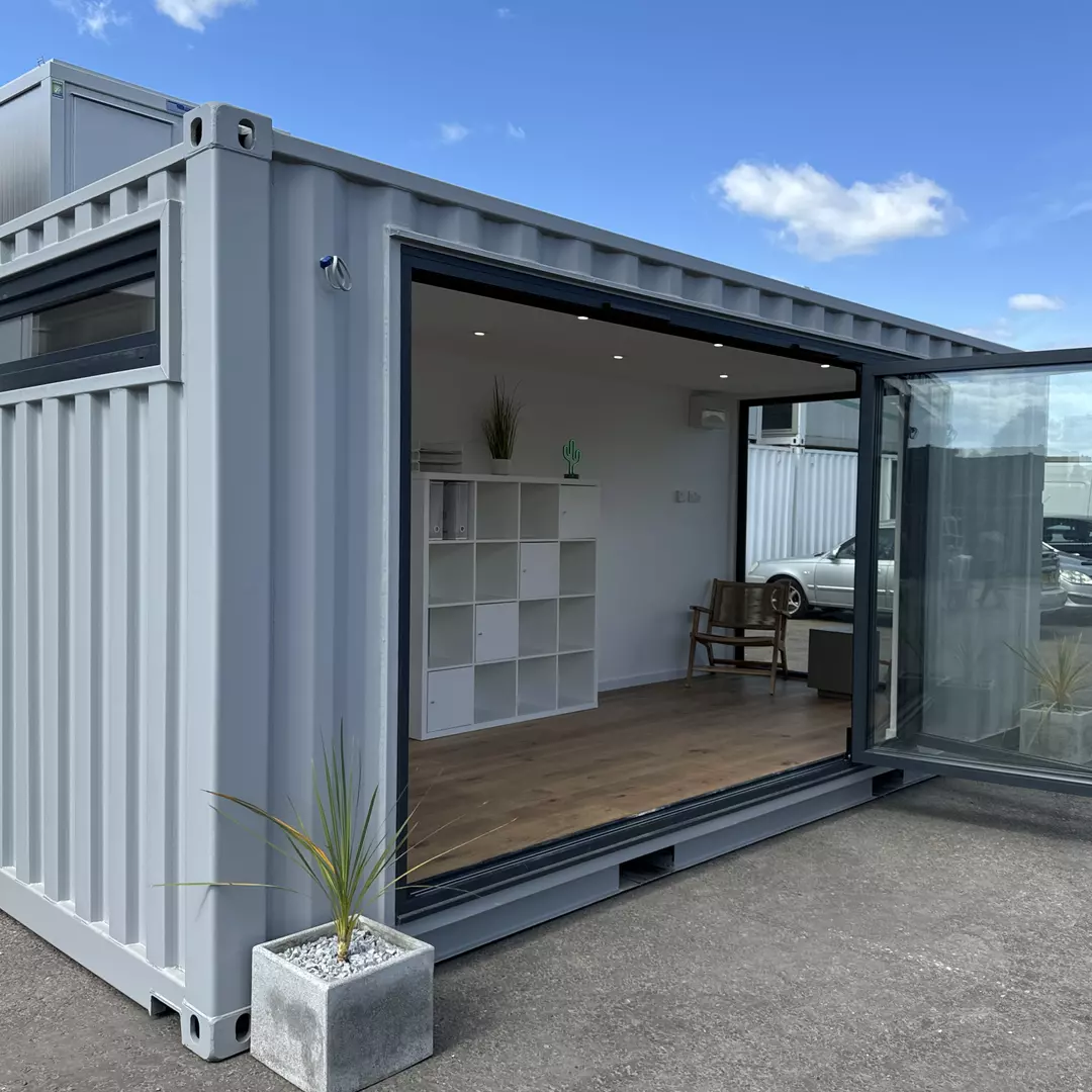 Oficina contenedor EVARMO renovada: estudio o espacio adicional