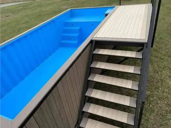 Piscina contenedor elevada con terraza integrada - Imagen 3
