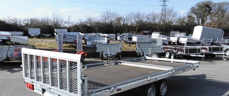 Remolque de plataforma LIDER con ruedas debajo – PTAC: 3500 kg – 2 ejes con freno – 506 x 215 cm - Imagen 2